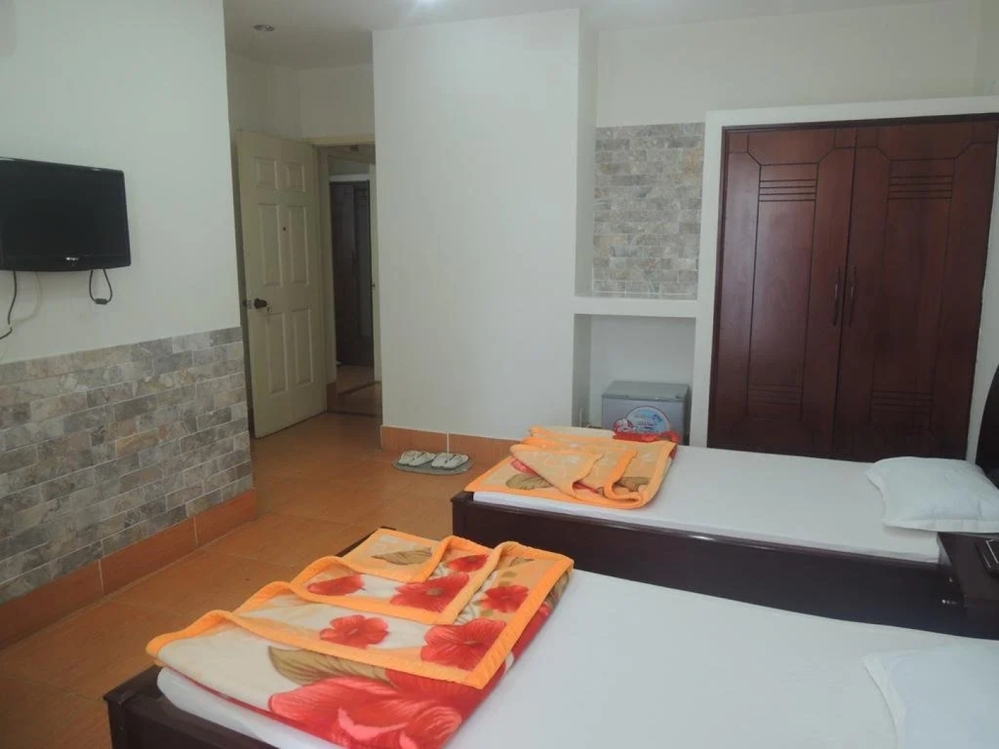 Tan Hang Hotel