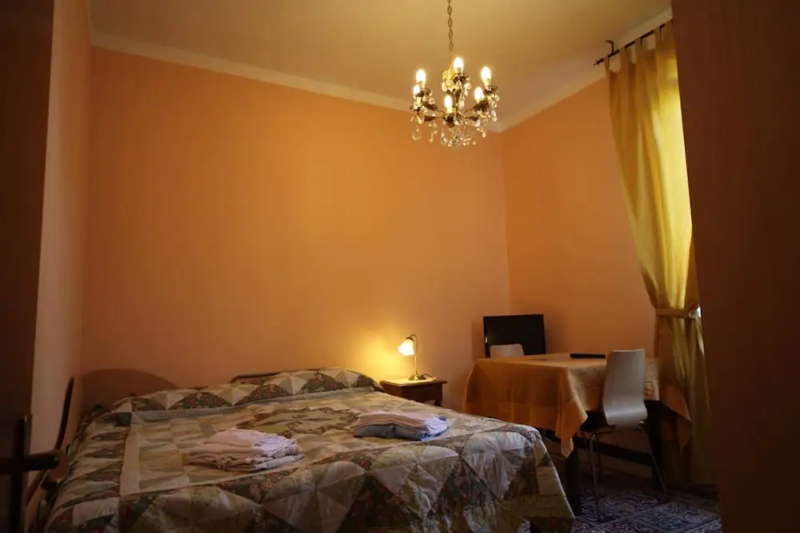 Room in Apartment - Studio Flat 15 Min From Milancenter