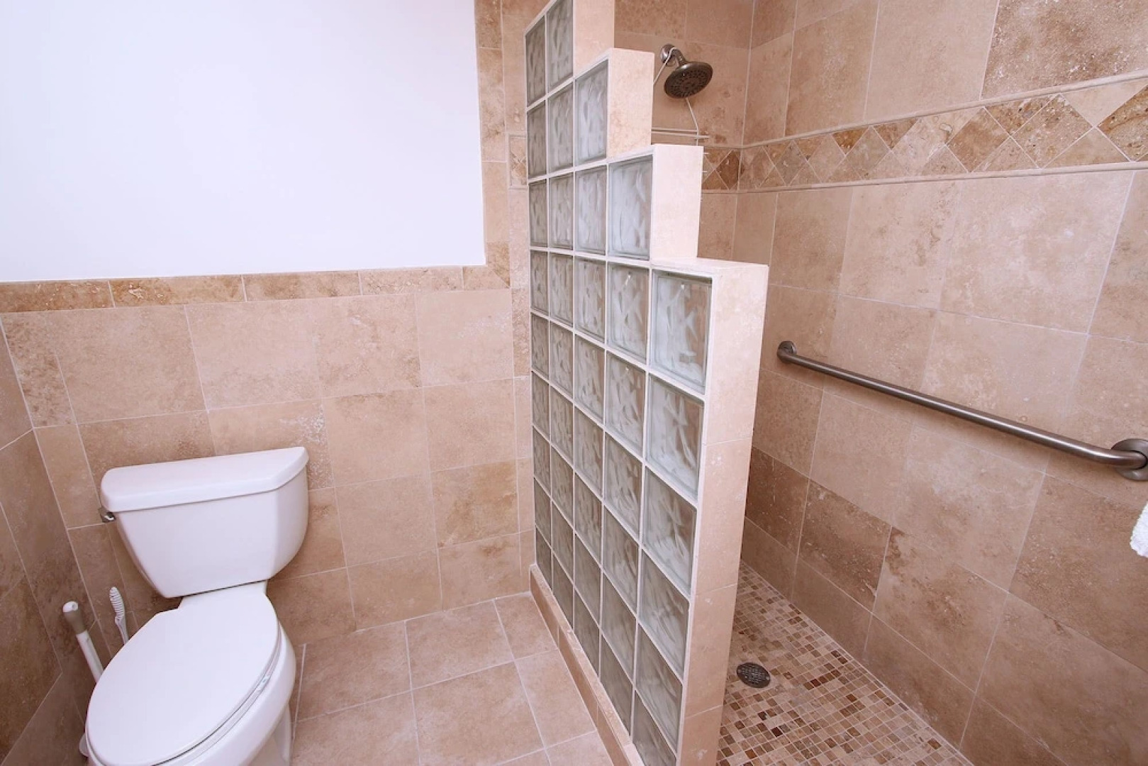 Reflections 507 Apartment