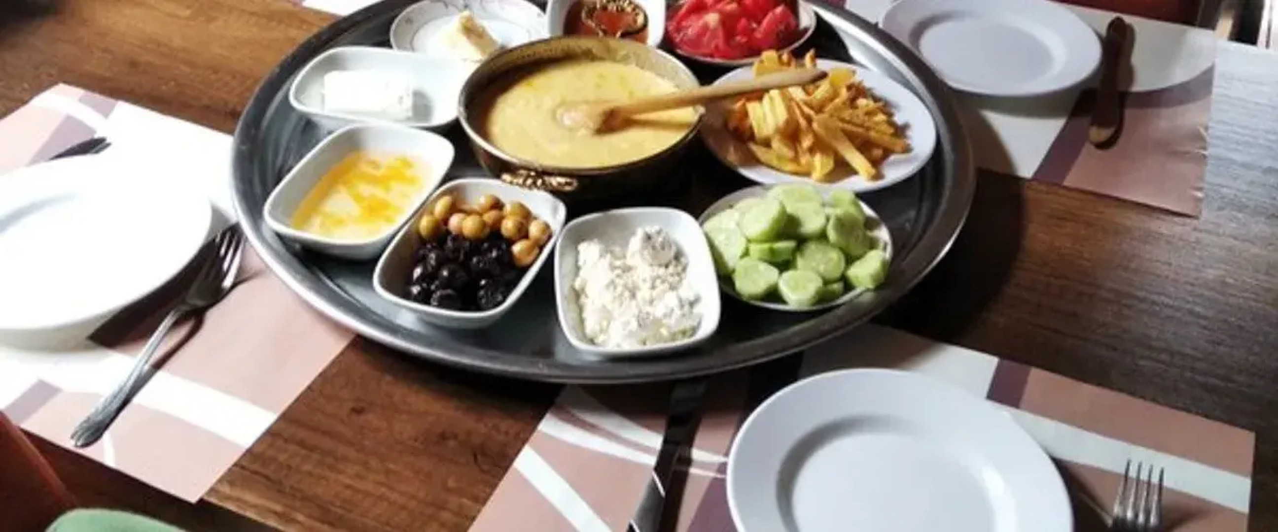 Migroras Otel & Restaurant - Karestel Yaylasi
