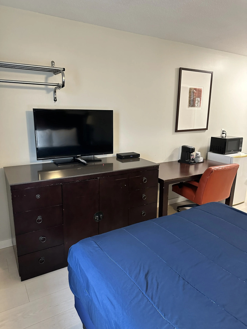 Travelodge by Wyndham Langley