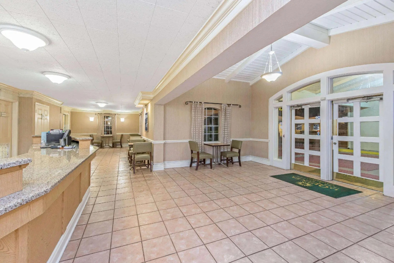 La Quinta Inn New Orleans Causeway