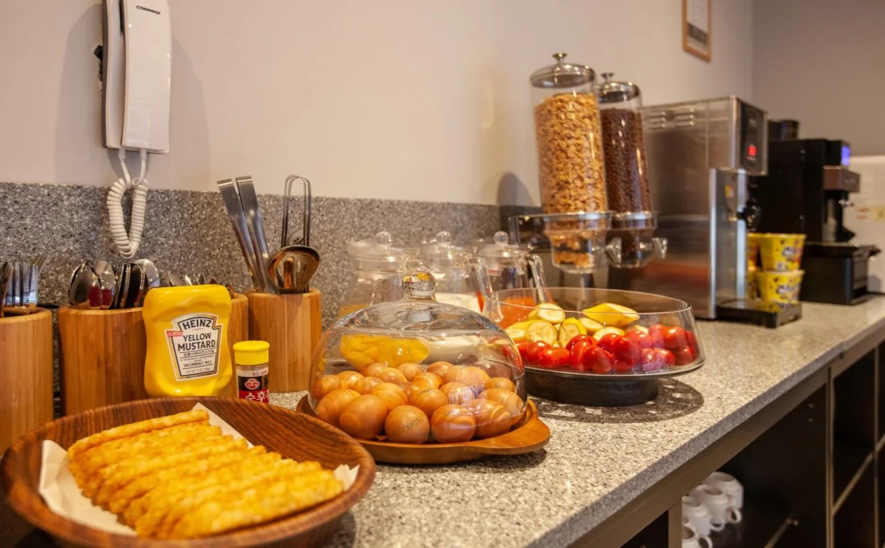 Brown Dot Hotel Hadan
