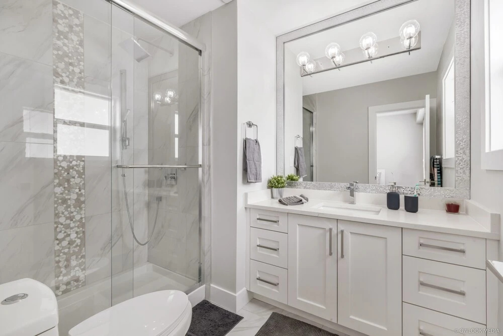 Mountain & Ocean View in Gorgeous Home by Elevate Rooms