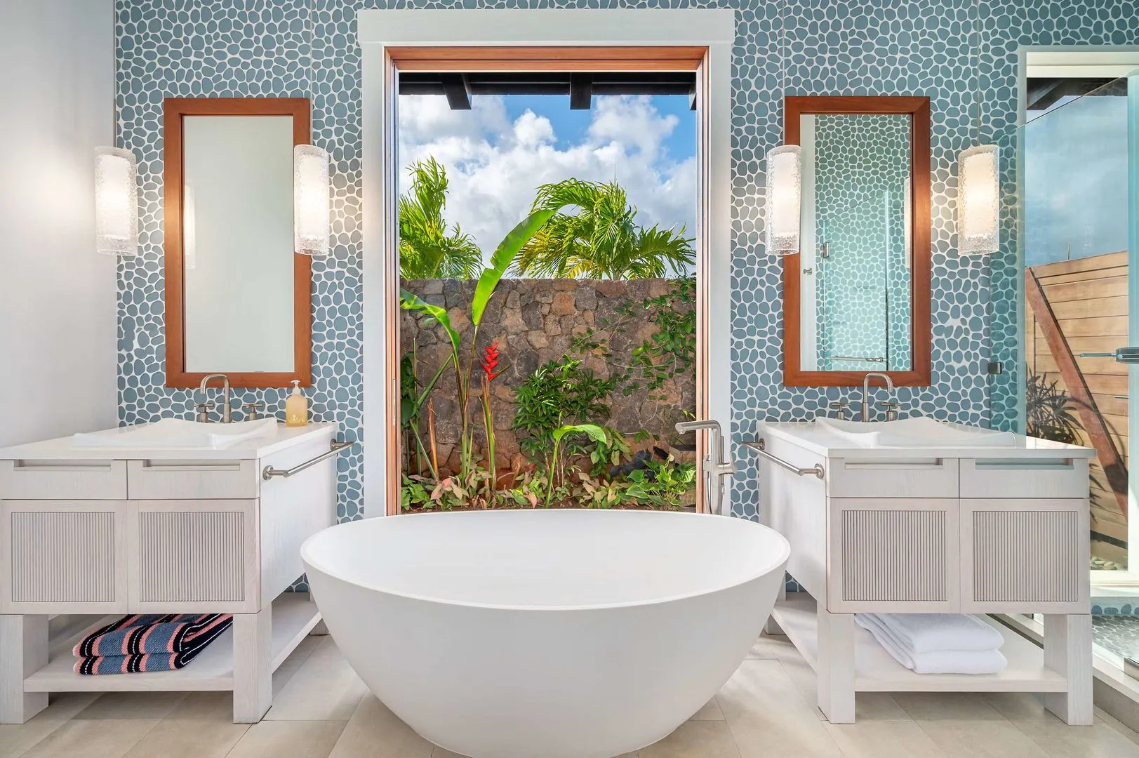 Kukui'ula Luxury Home Collection - CoralTree Residence Collection