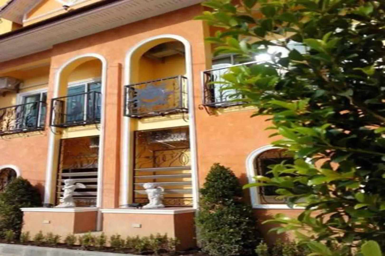The Villa Khaopreedee