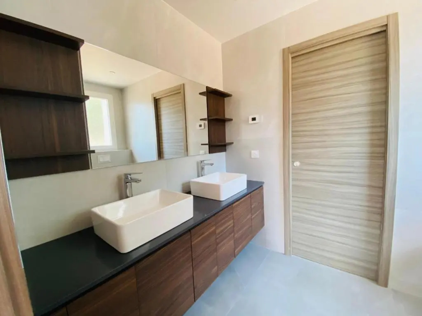 Charmante villa avec piscine au calme, 6 personnes