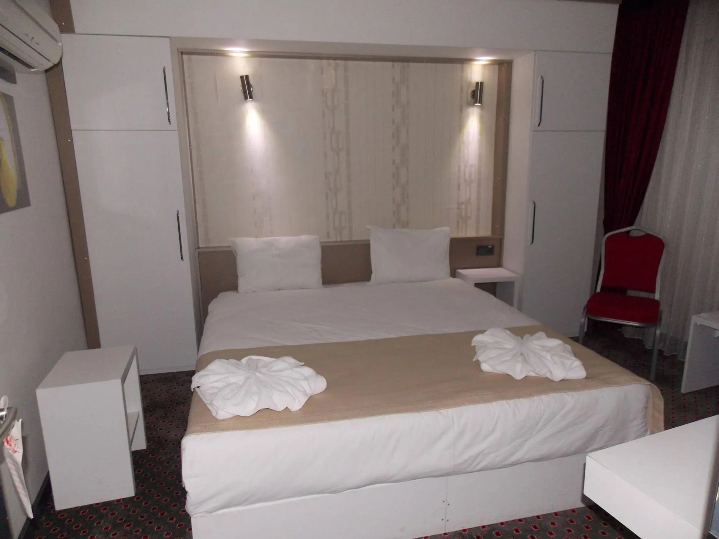 Royal Ramblas Hotel