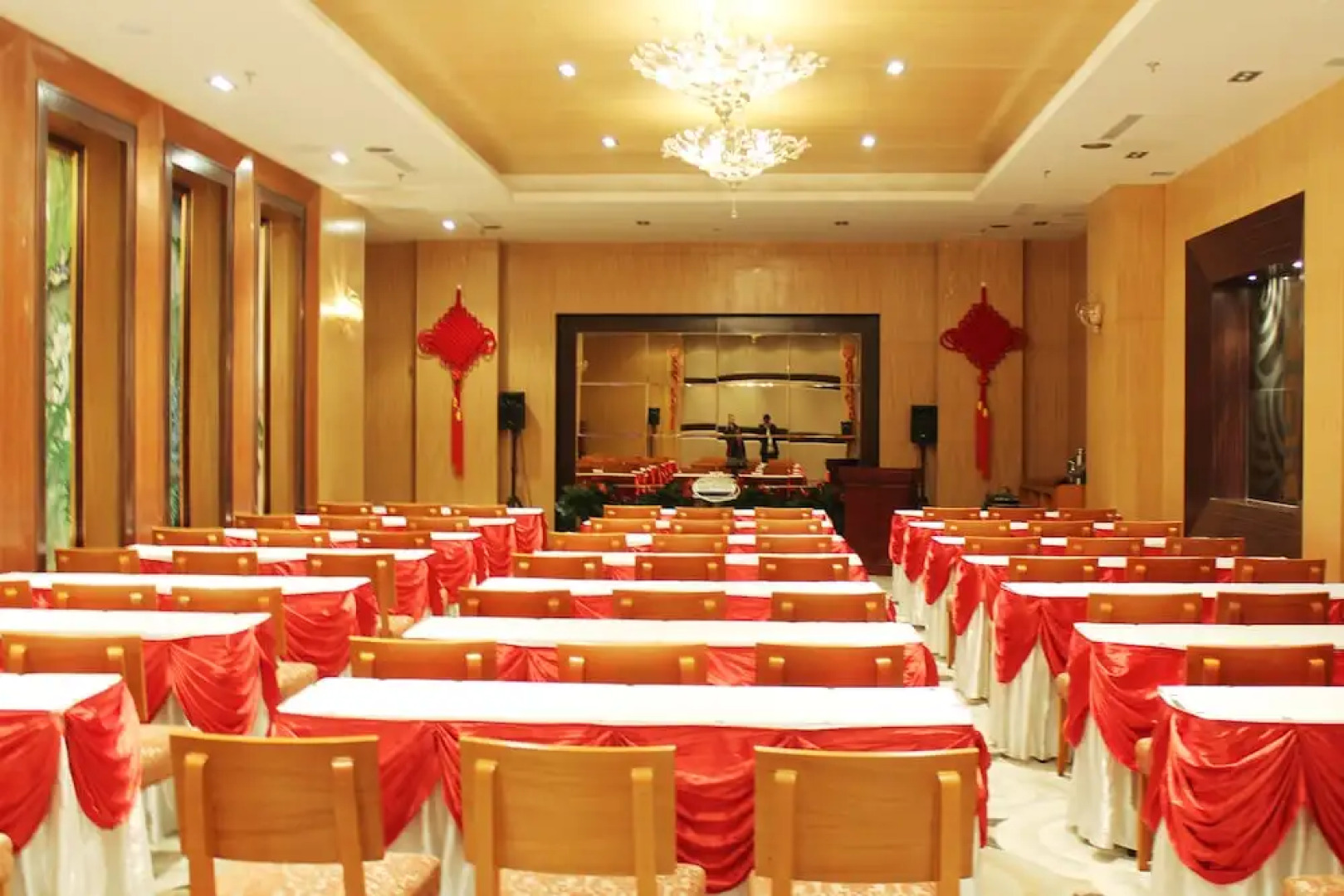 Qinhuangdao Peninsula Seasons Hotel And Apartment