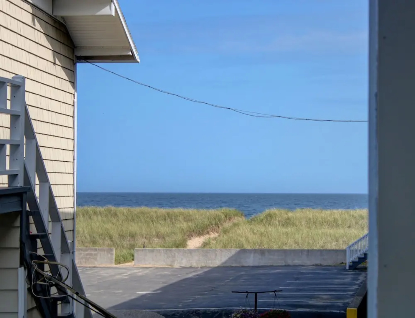 Waves Oceanfront Resort