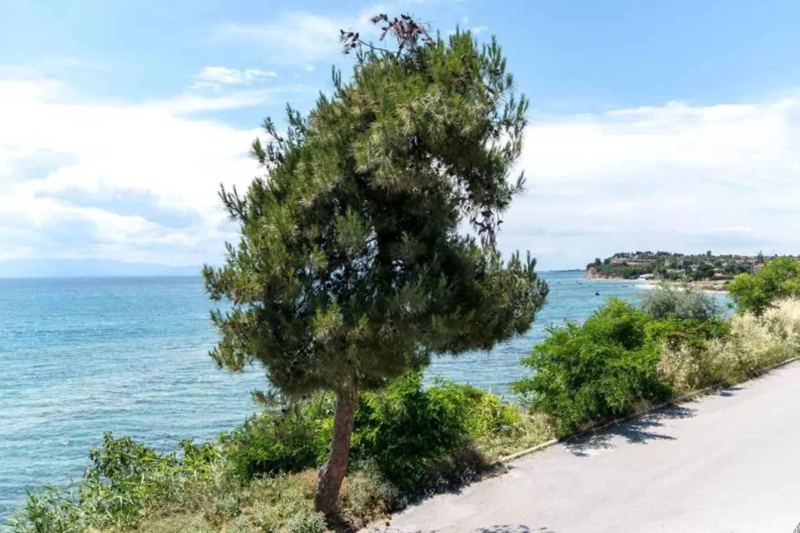 Seafront 2 bedrooms apartment