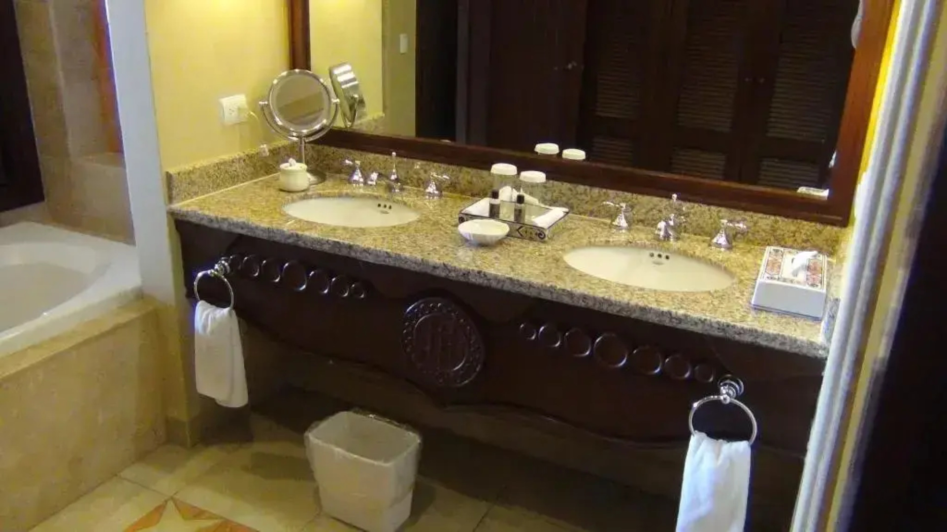 Suites at Sunset Beach Cabo San Lucas Golf and Spa