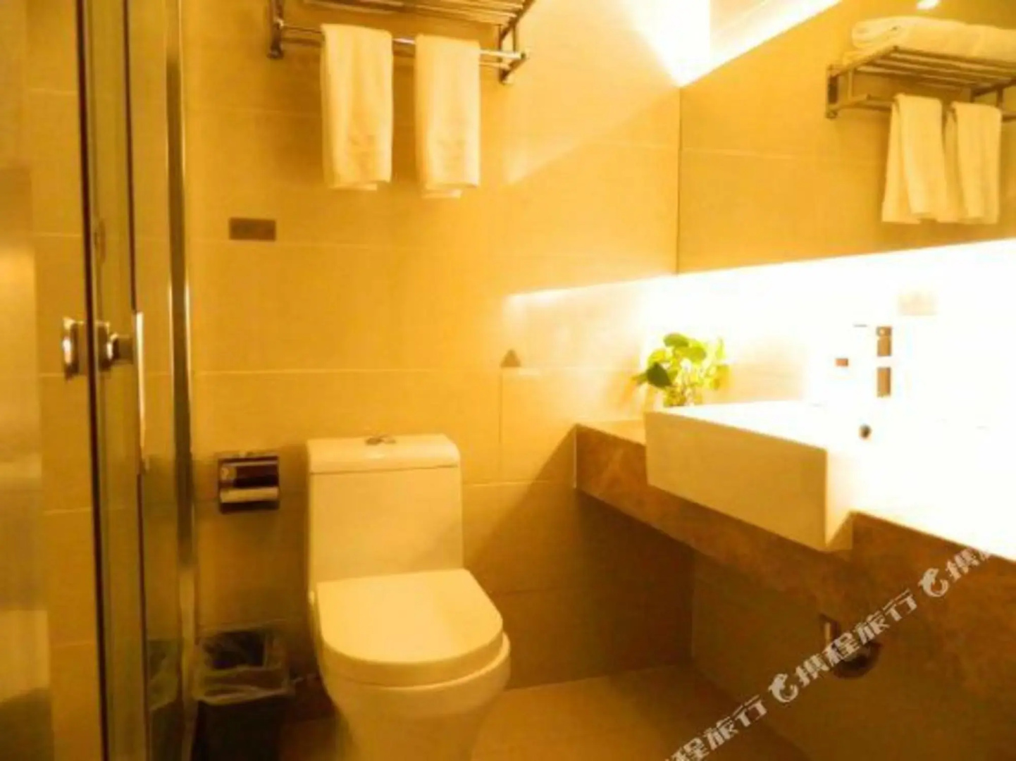 Wujiaqu Yingbin Hotel