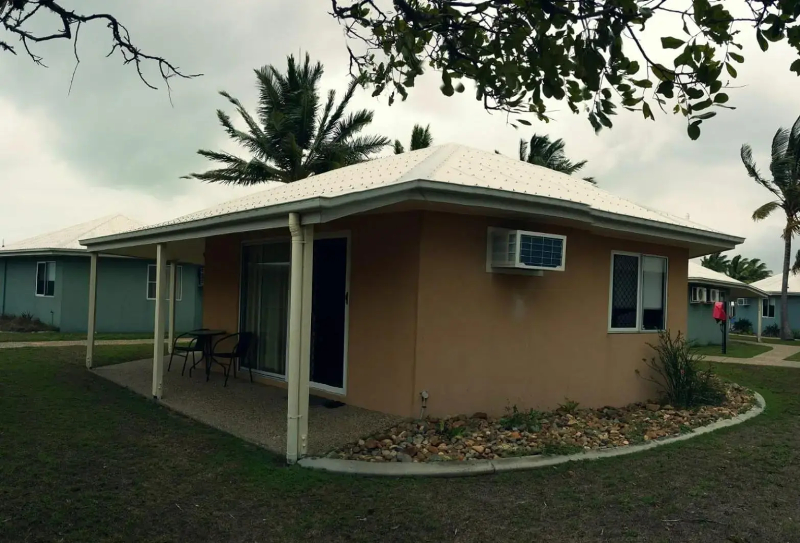 Sea View Villa. 2 bedroom. Sleeps 4. Free WIFI