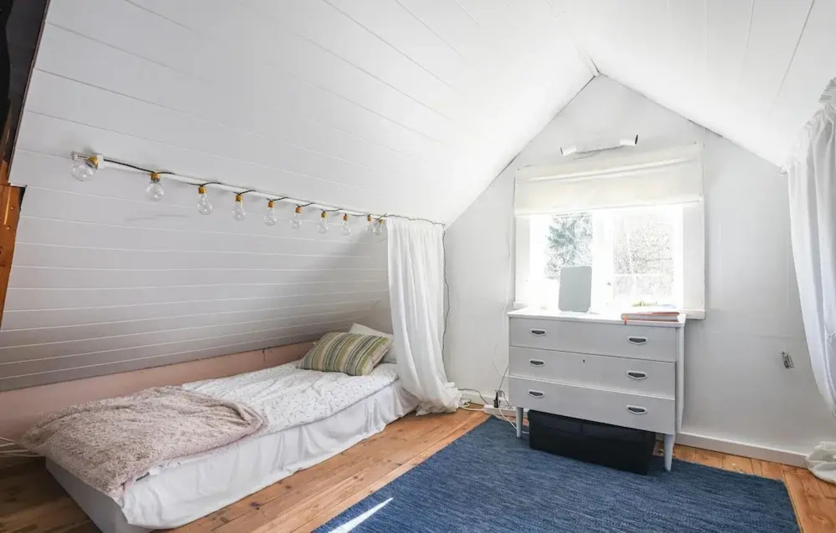 Nice Home in Brålanda With 2 Bedrooms and Wifi