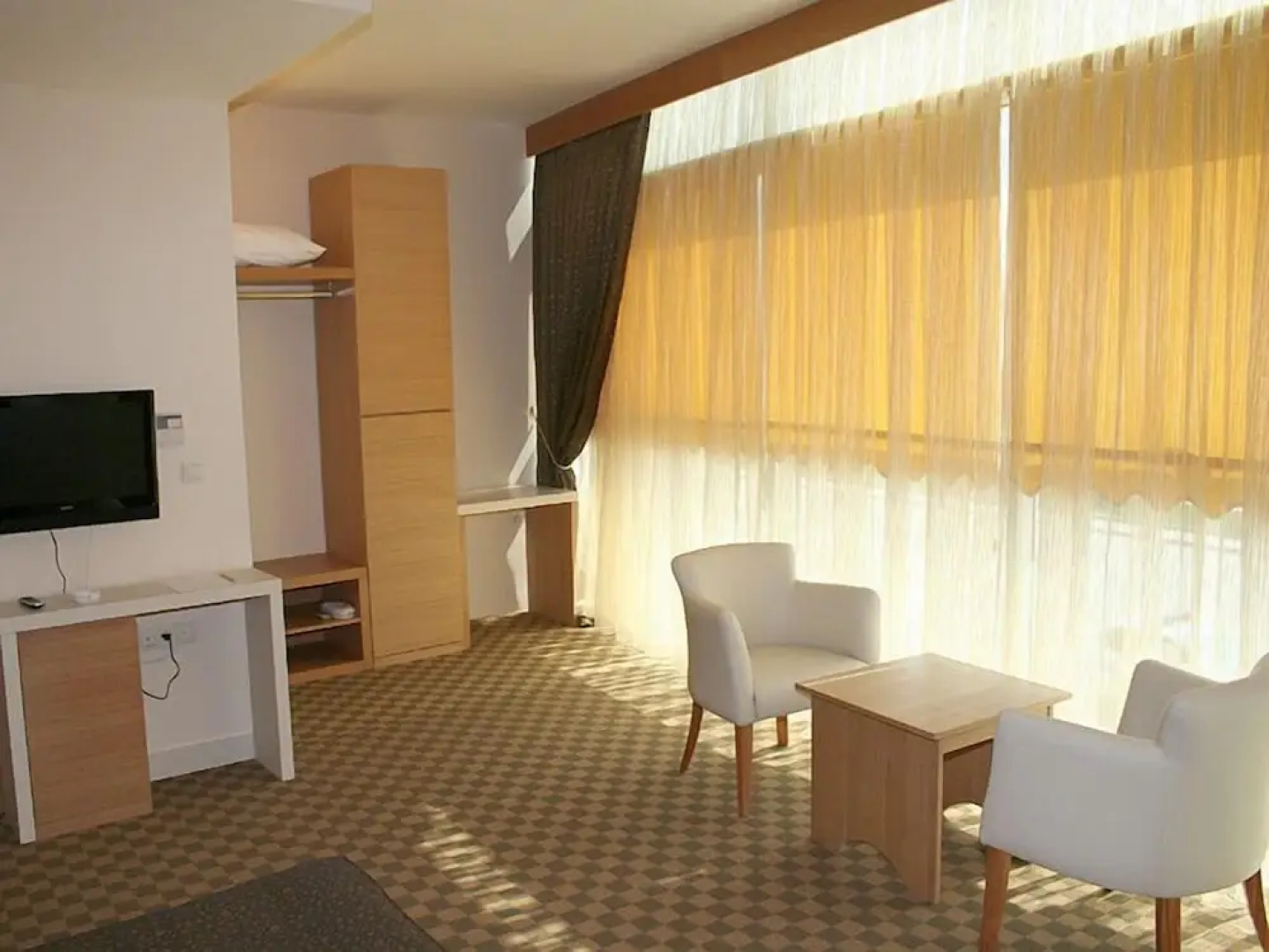 Pak Hotel