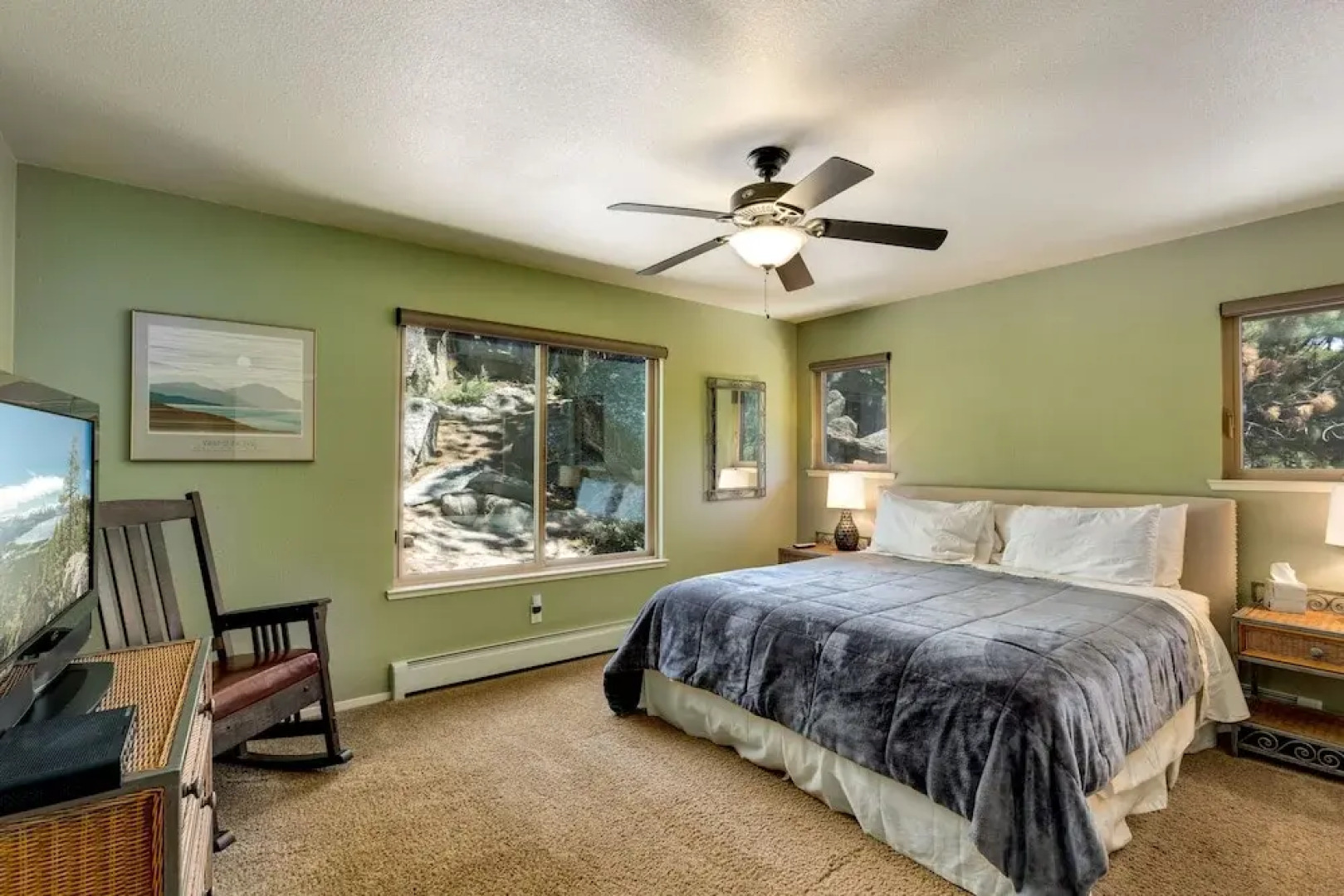 Tudor Lodge 4 Bedroom Home