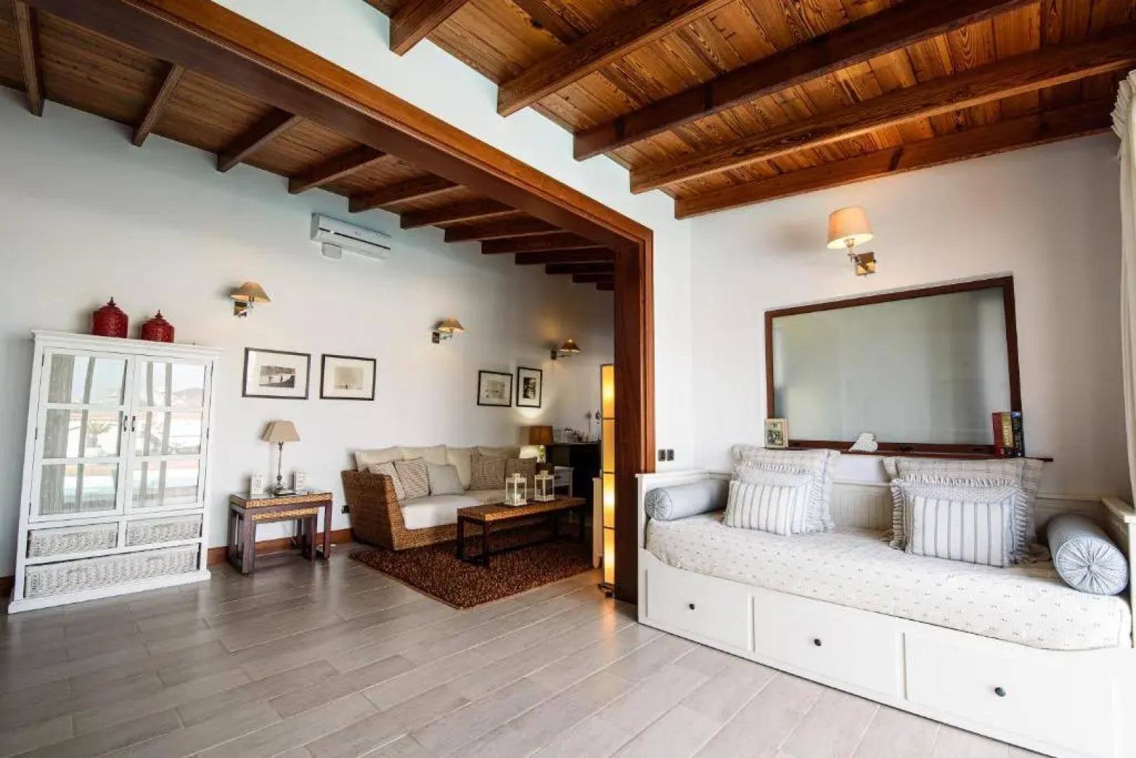 Villa Palmitos Deluxe Seaview