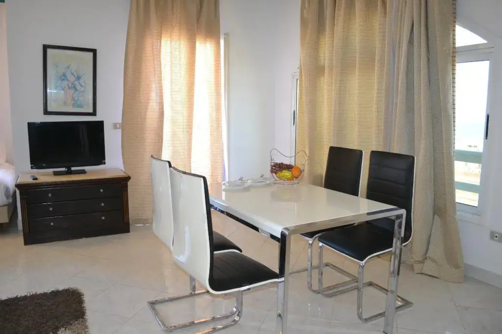 Dexon – Roma Hotel