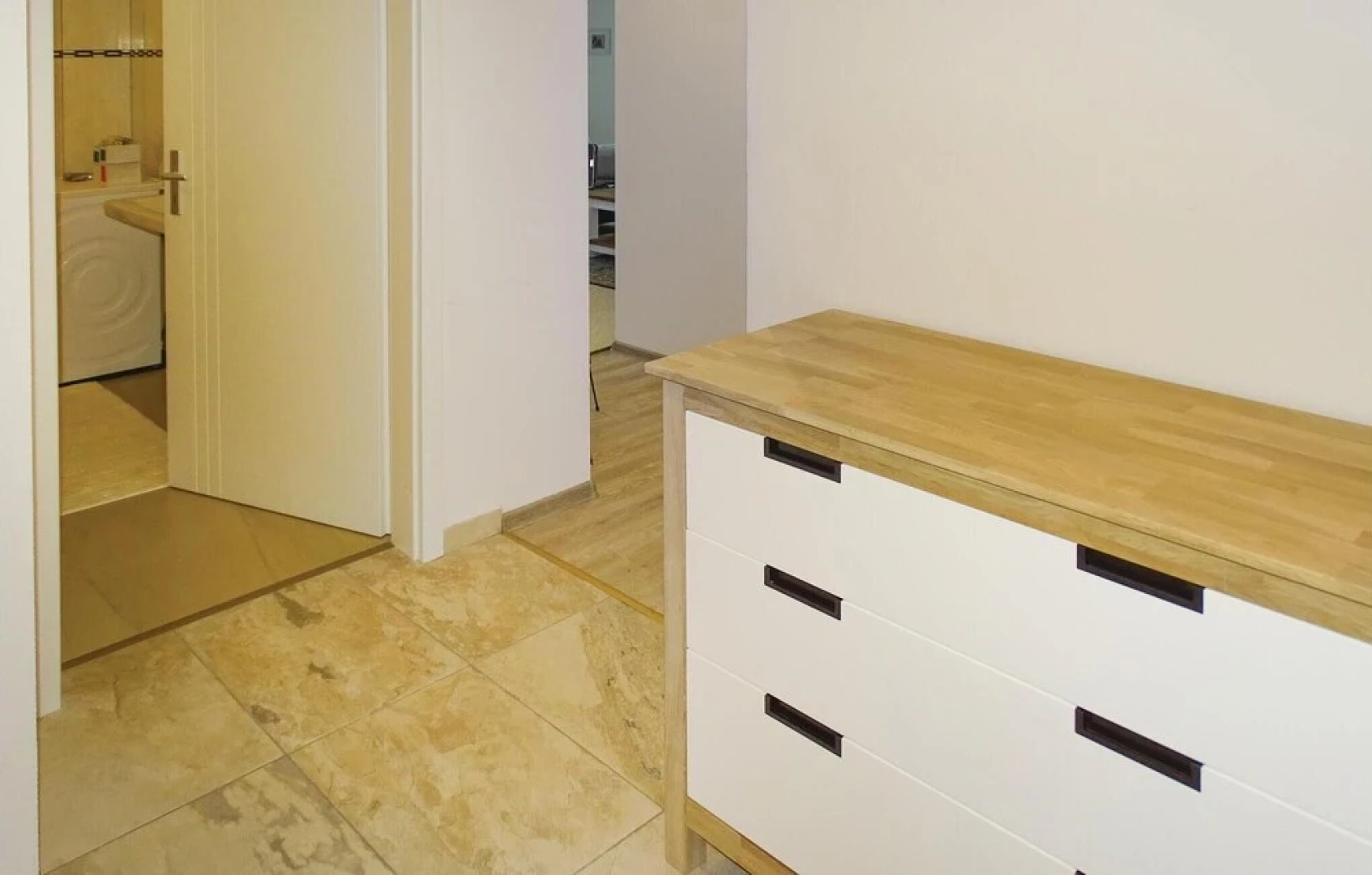 Awesome Apartment in Warwerort With 2 Bedrooms and Internet