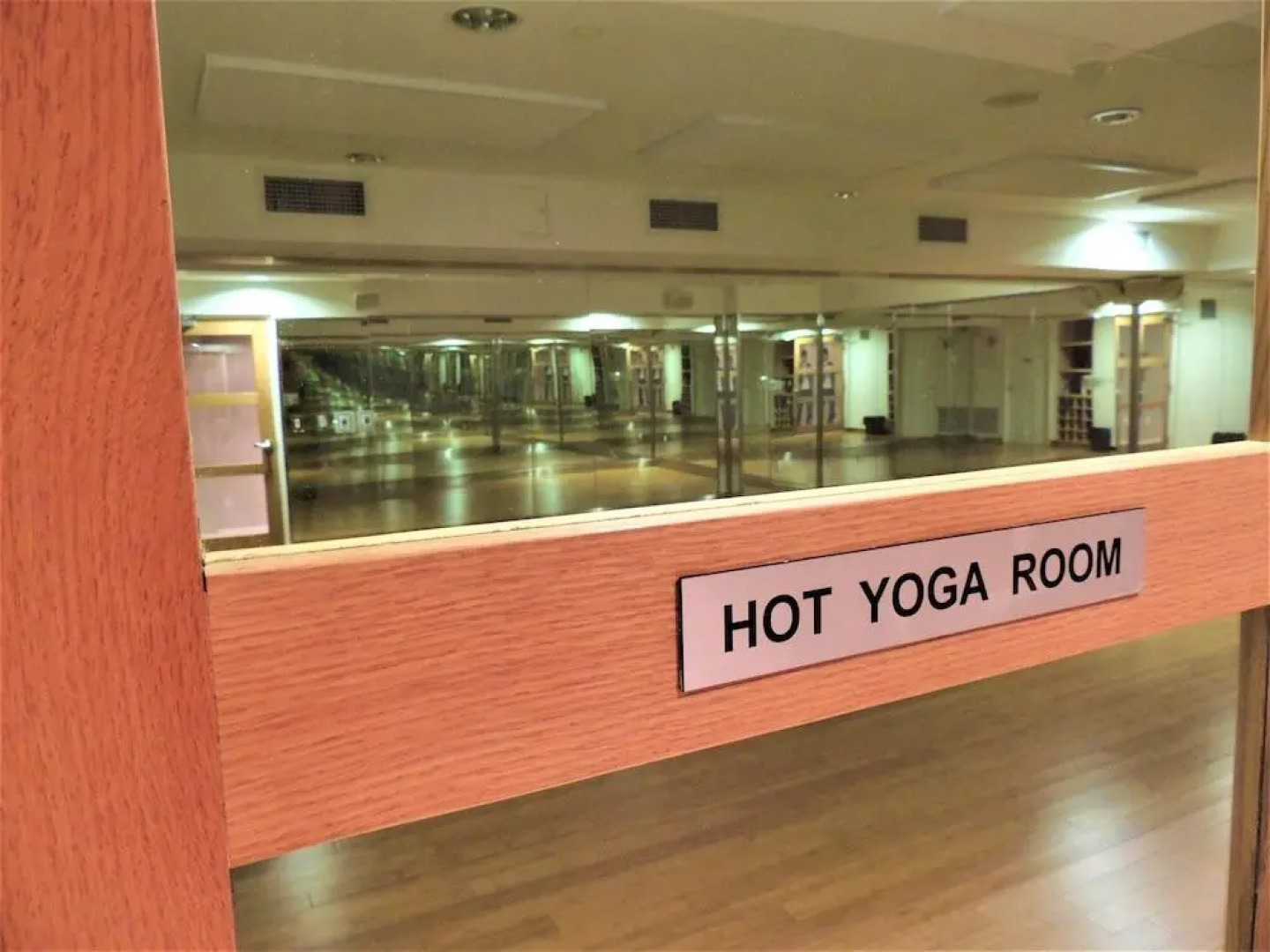 TVHR - Luxury Condos in Heart of Downtown