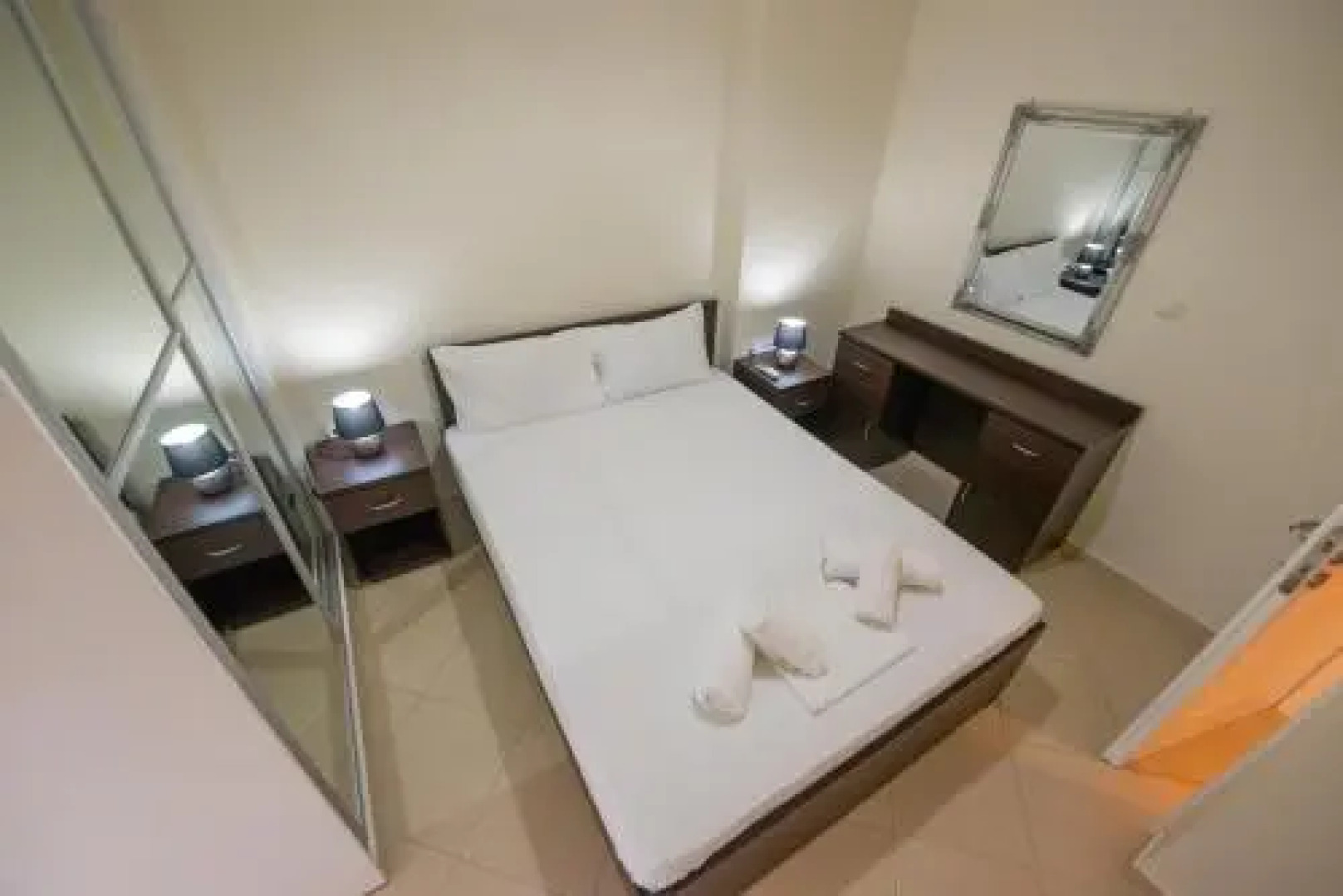 Paliochora Apartments