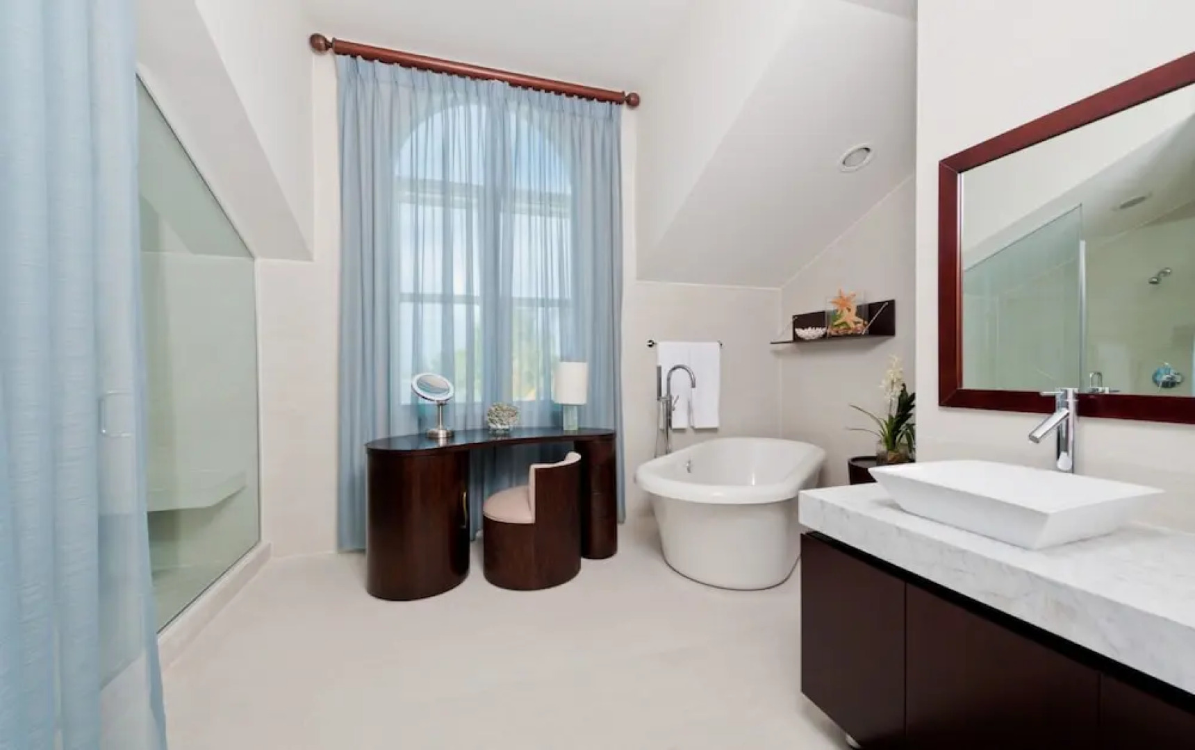 Treasure Cove (Villa)