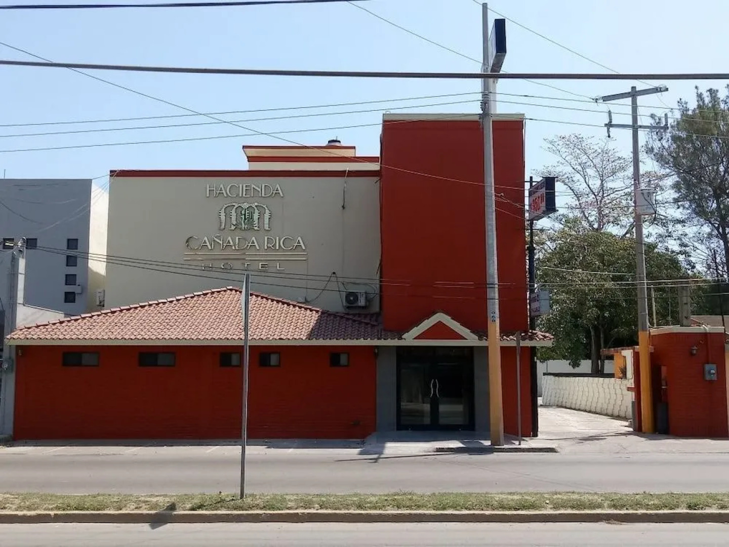 Hotel Hacienda Canada Rica 1