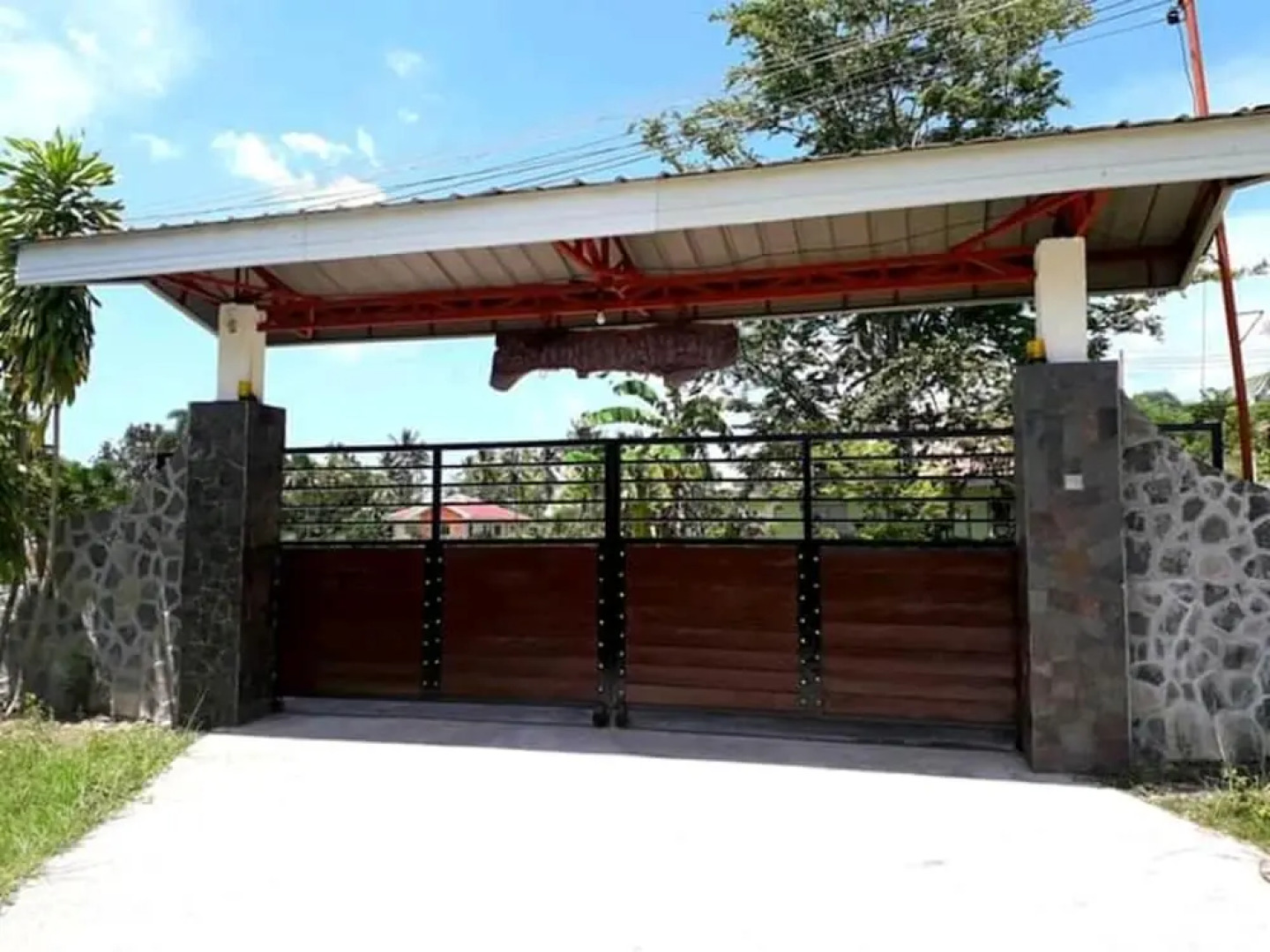 Canoy's Canyon Apartelle in Dalaguete Cebu