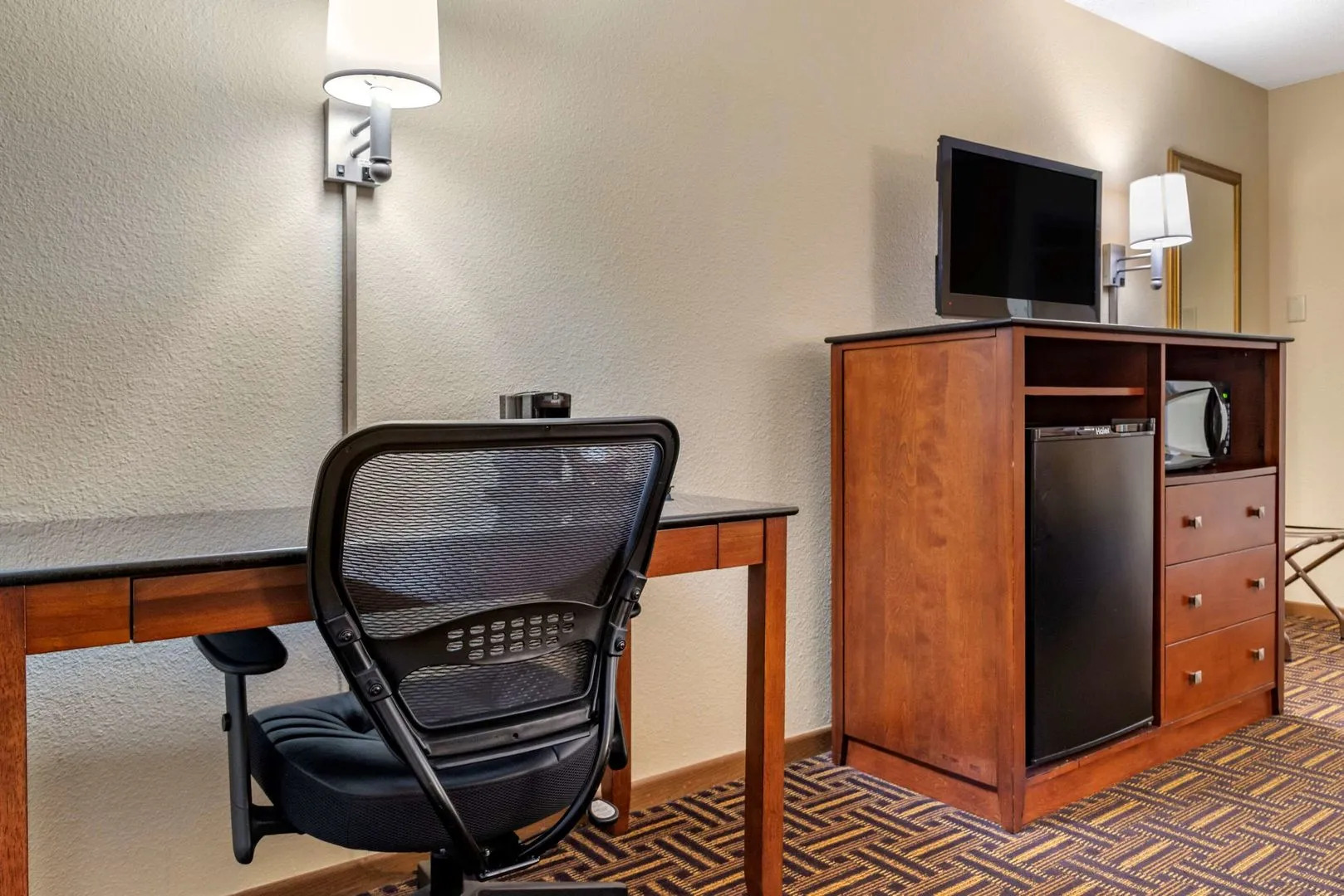 Coratel Inn & Suites By Jasper River Falls