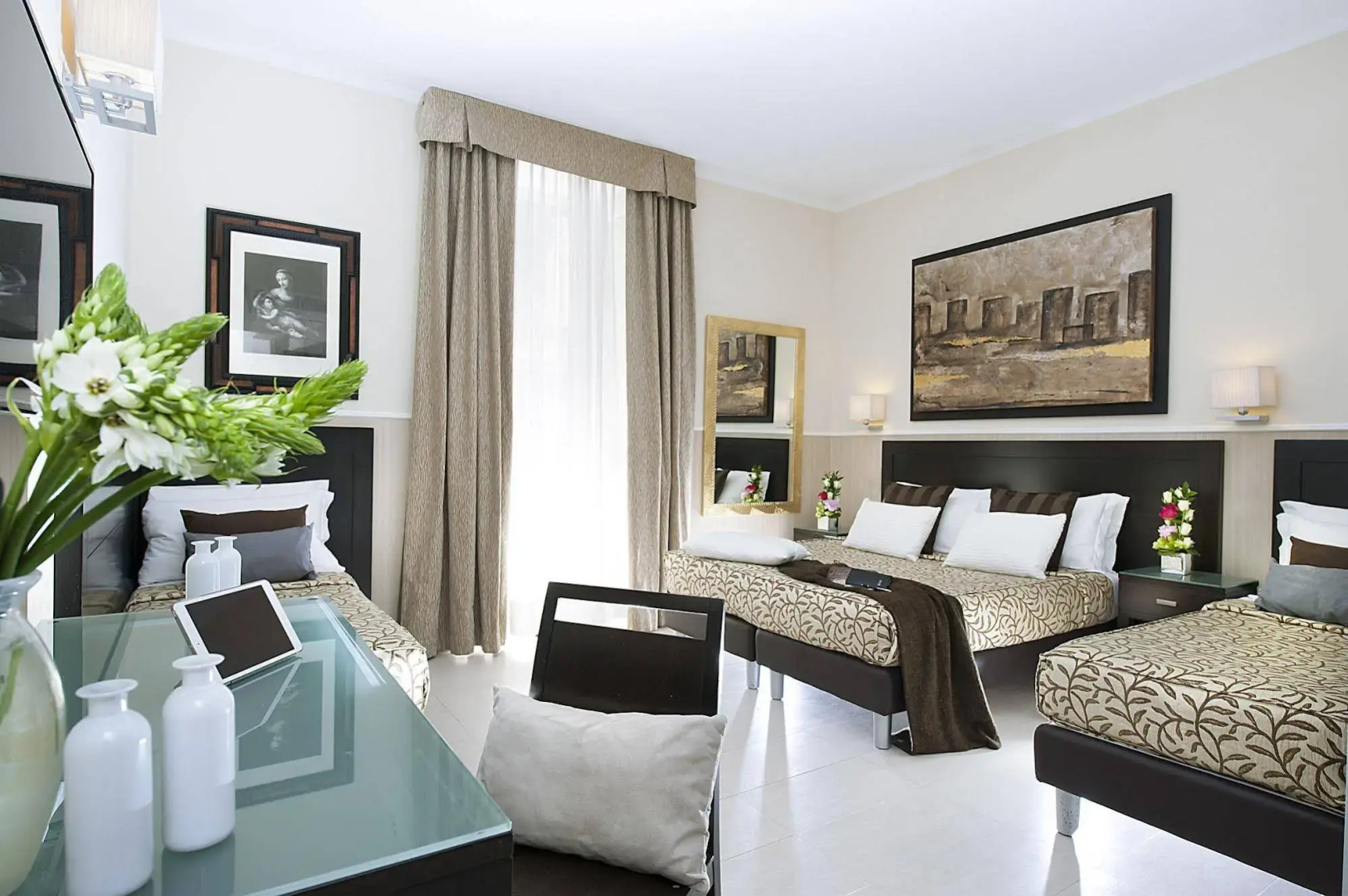 Yes Hotel