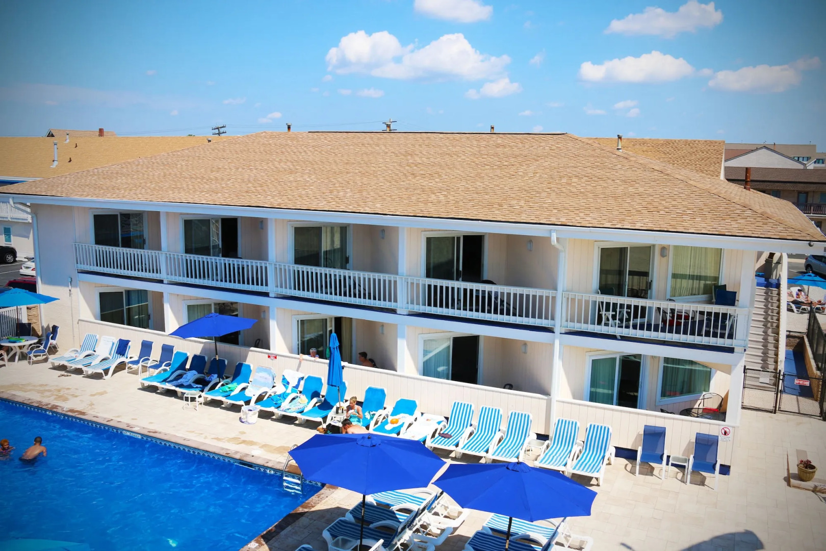 The White Sands Oceanfront Resort & Spa