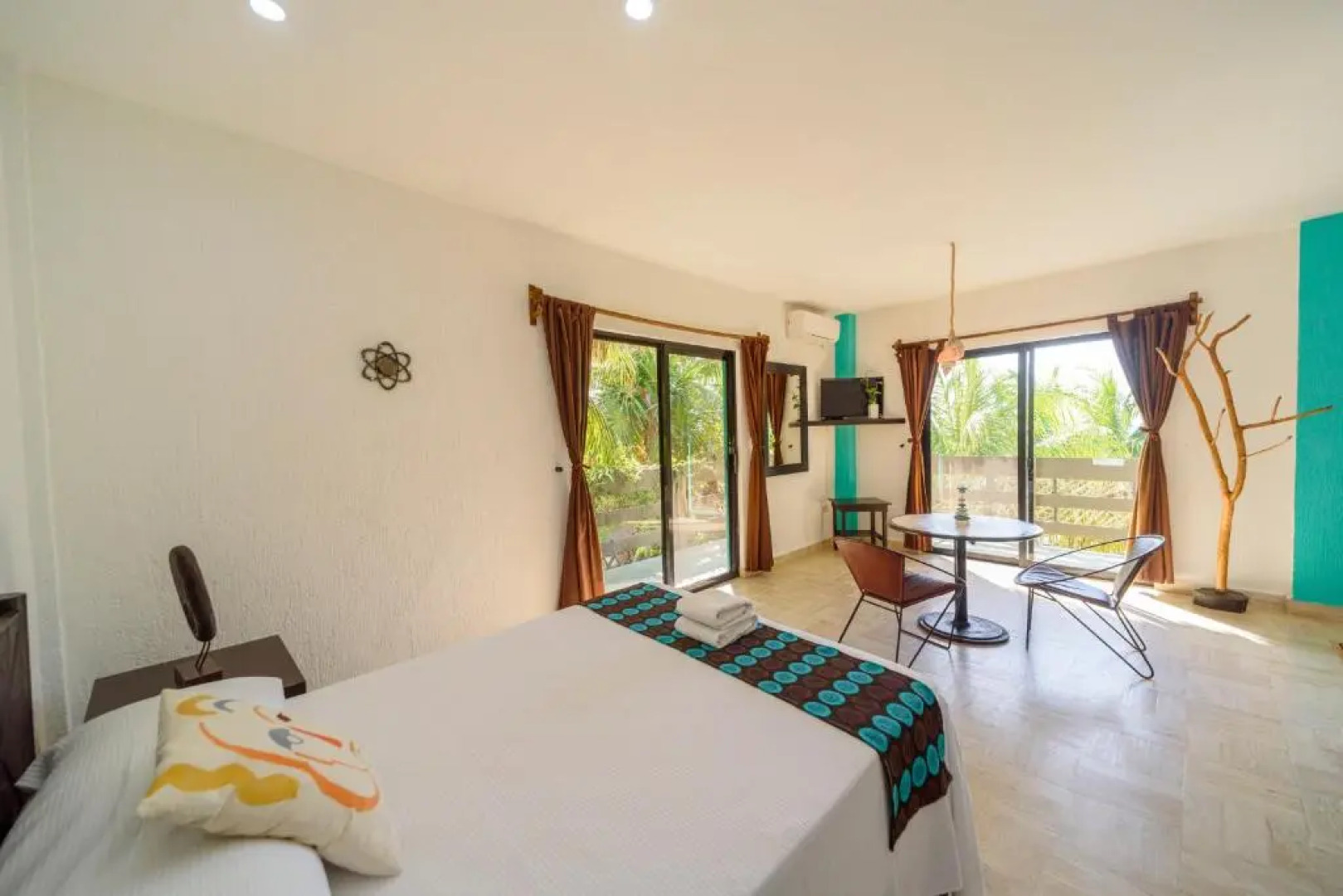 Villas Tiburon by The Beach