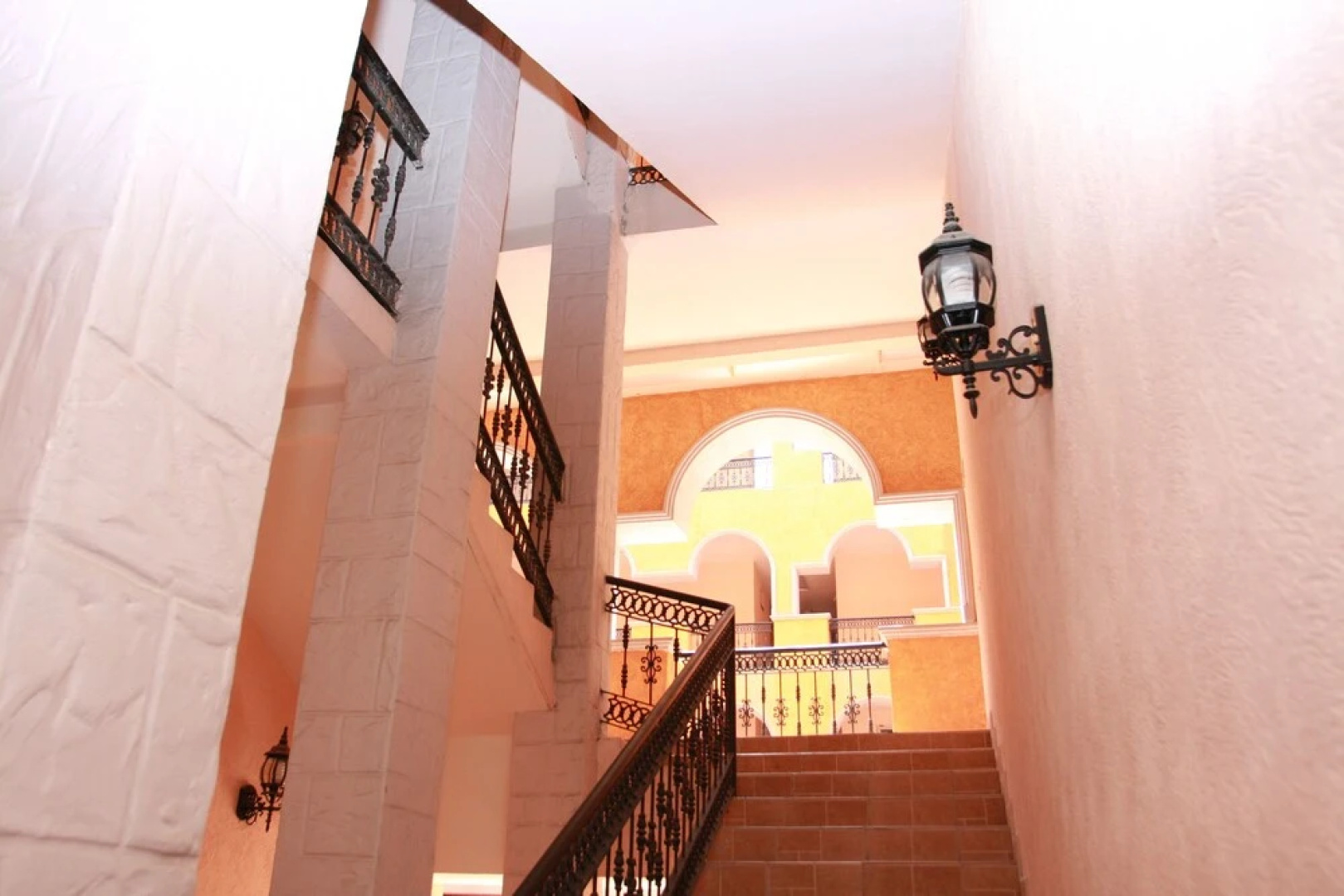 Hotel Genoves