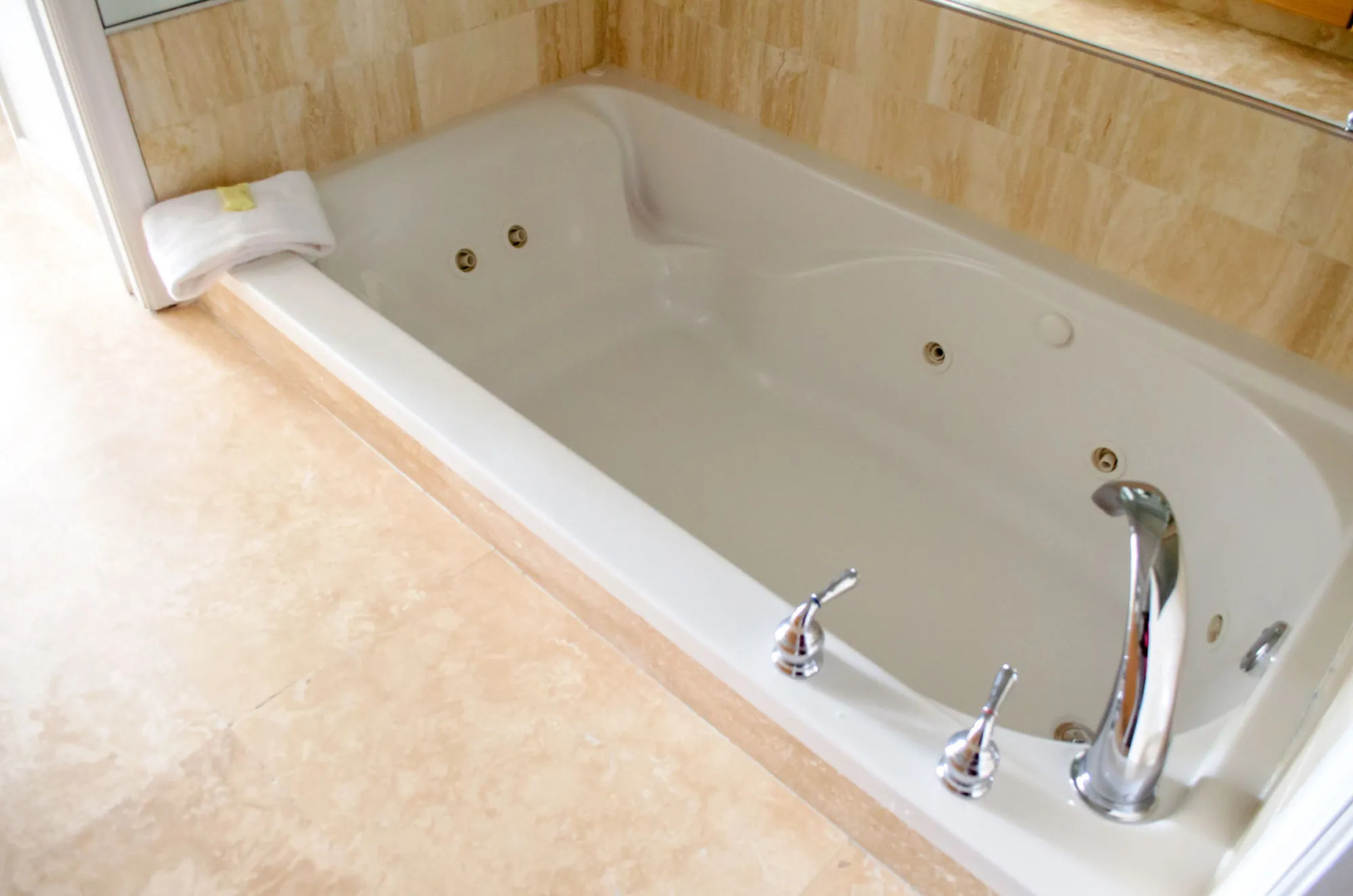 Mariner's Resort Villas & Marina