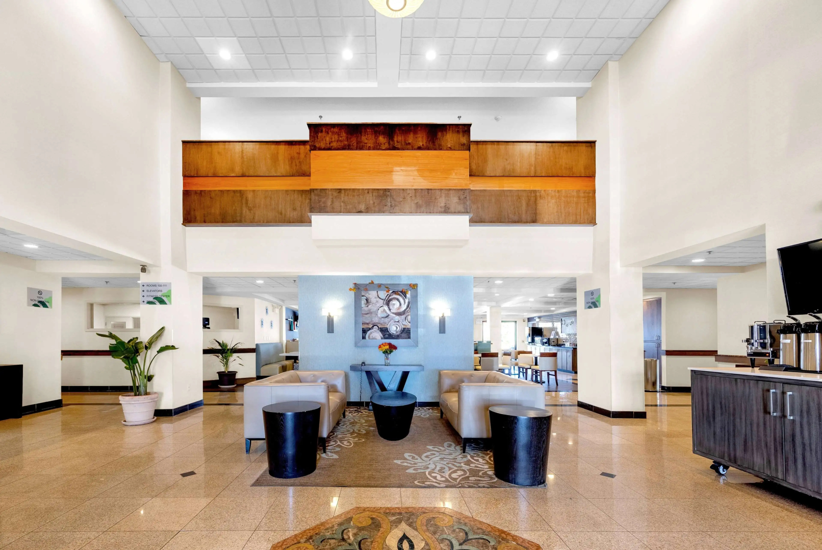 Wingate by Wyndham Chicago Schaumburg