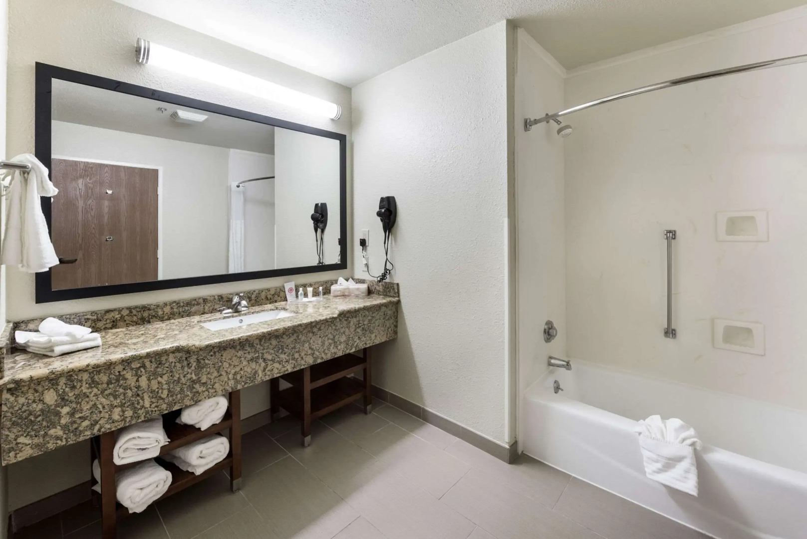 Comfort Suites Monroe