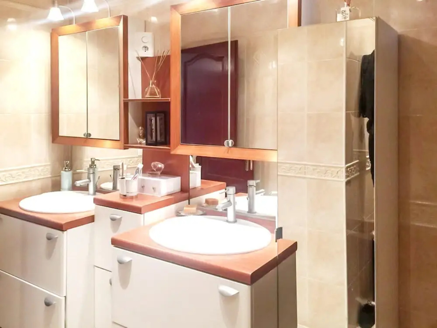 Studio in Tremblay-en-france, With Enclosed Garden and Wifi