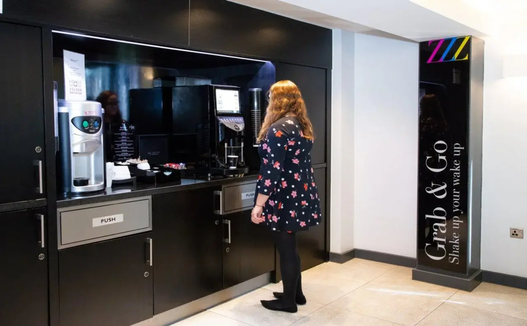 Апарт-отель Roomzzz Nottingham City