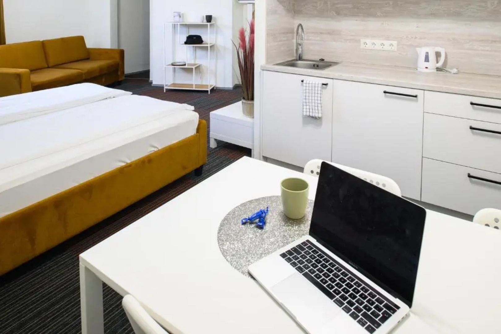 Stay to Stay Apartments - võtmeta sissepääs