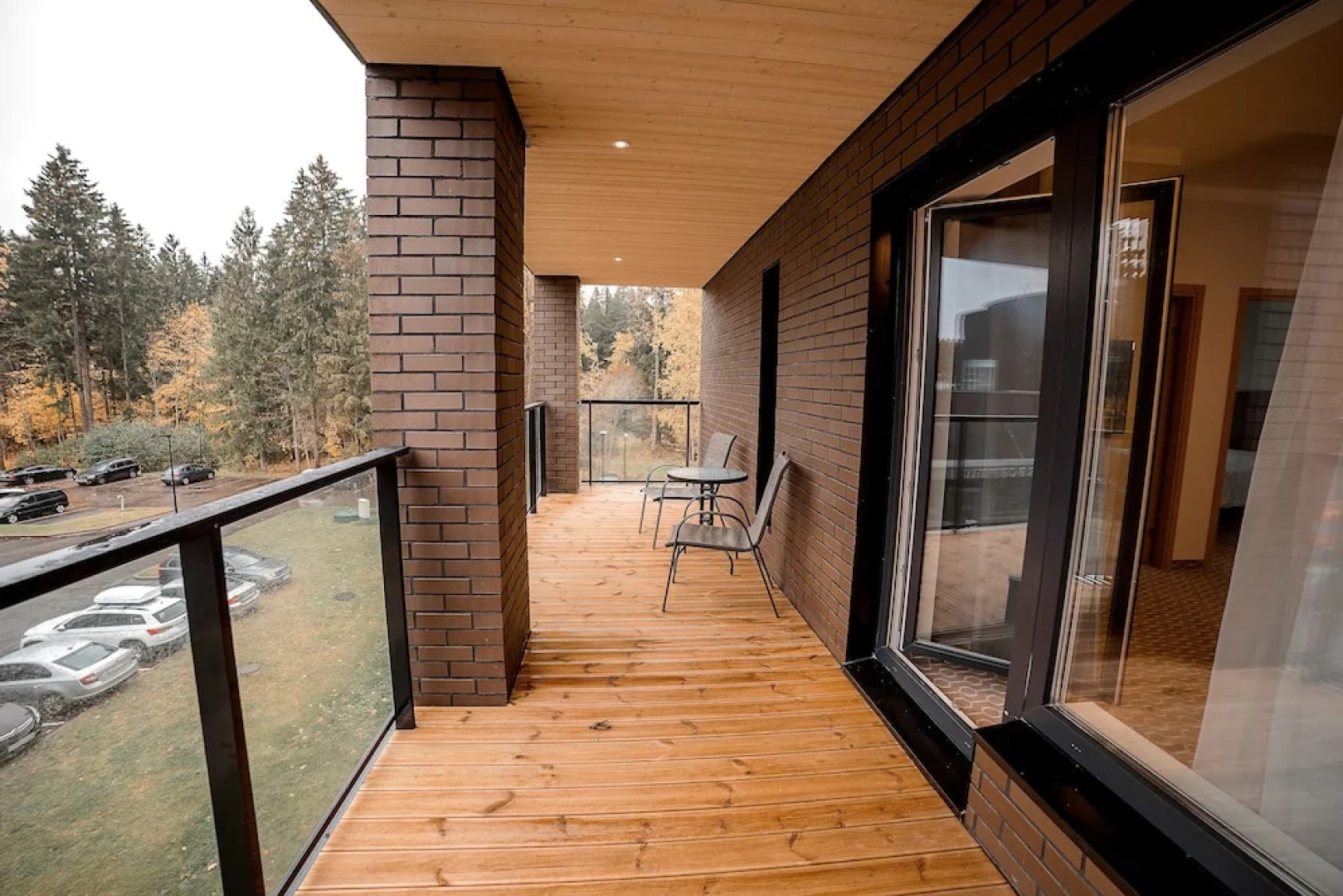 Merepargi ApartHotel & Cafe