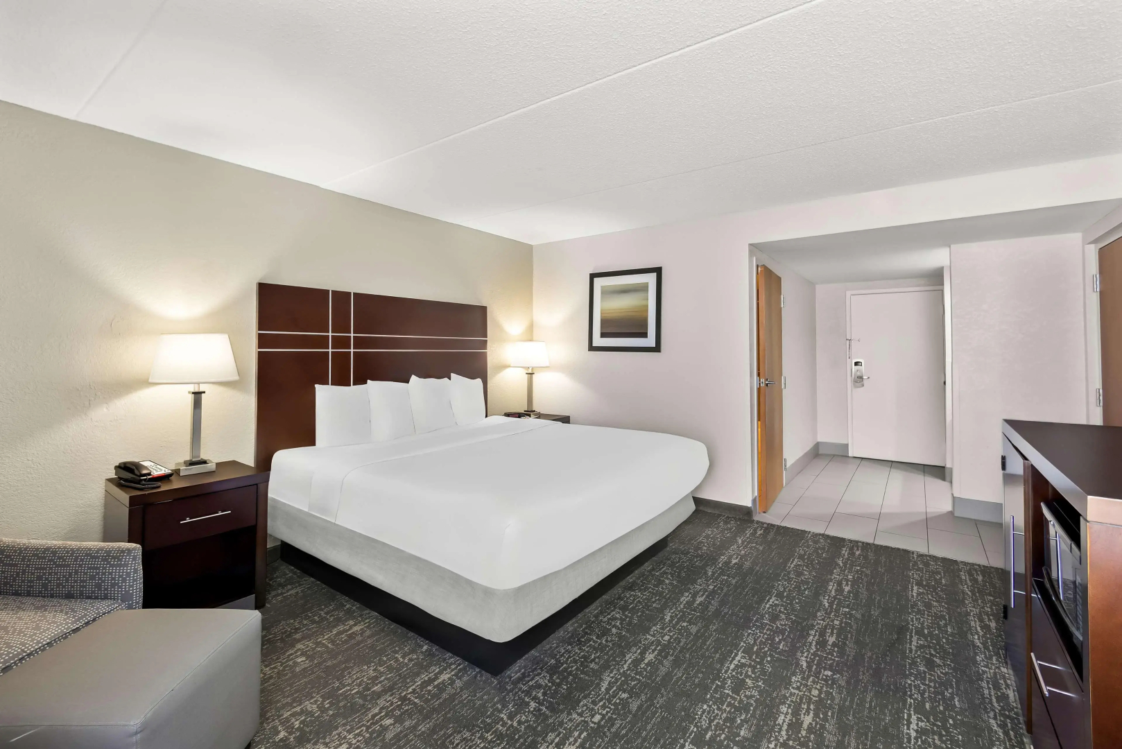 Best Western Luxbury Inn Fort Wayne