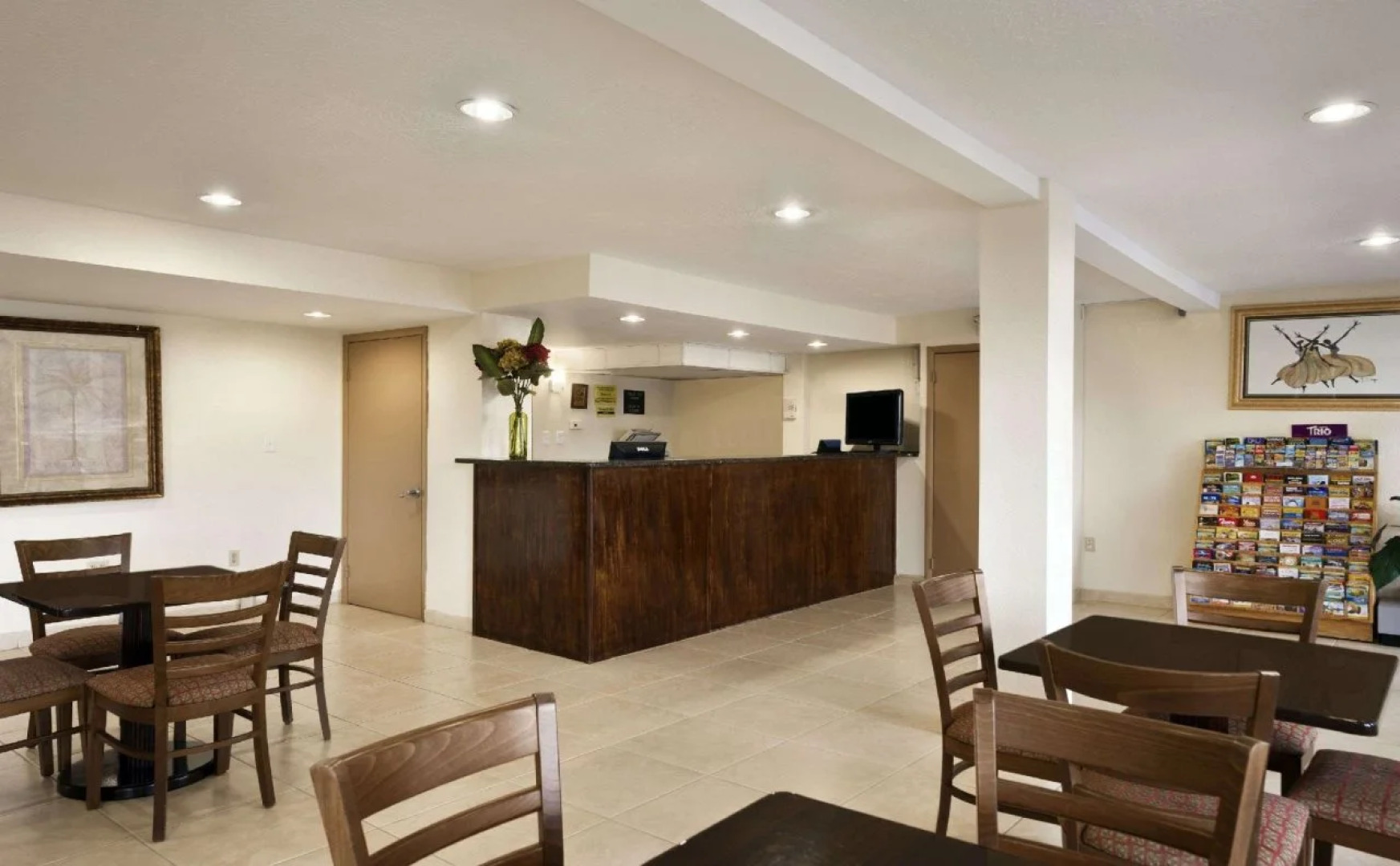 Super 8 By Wyndham Clearwater/Us Hwy 19 N