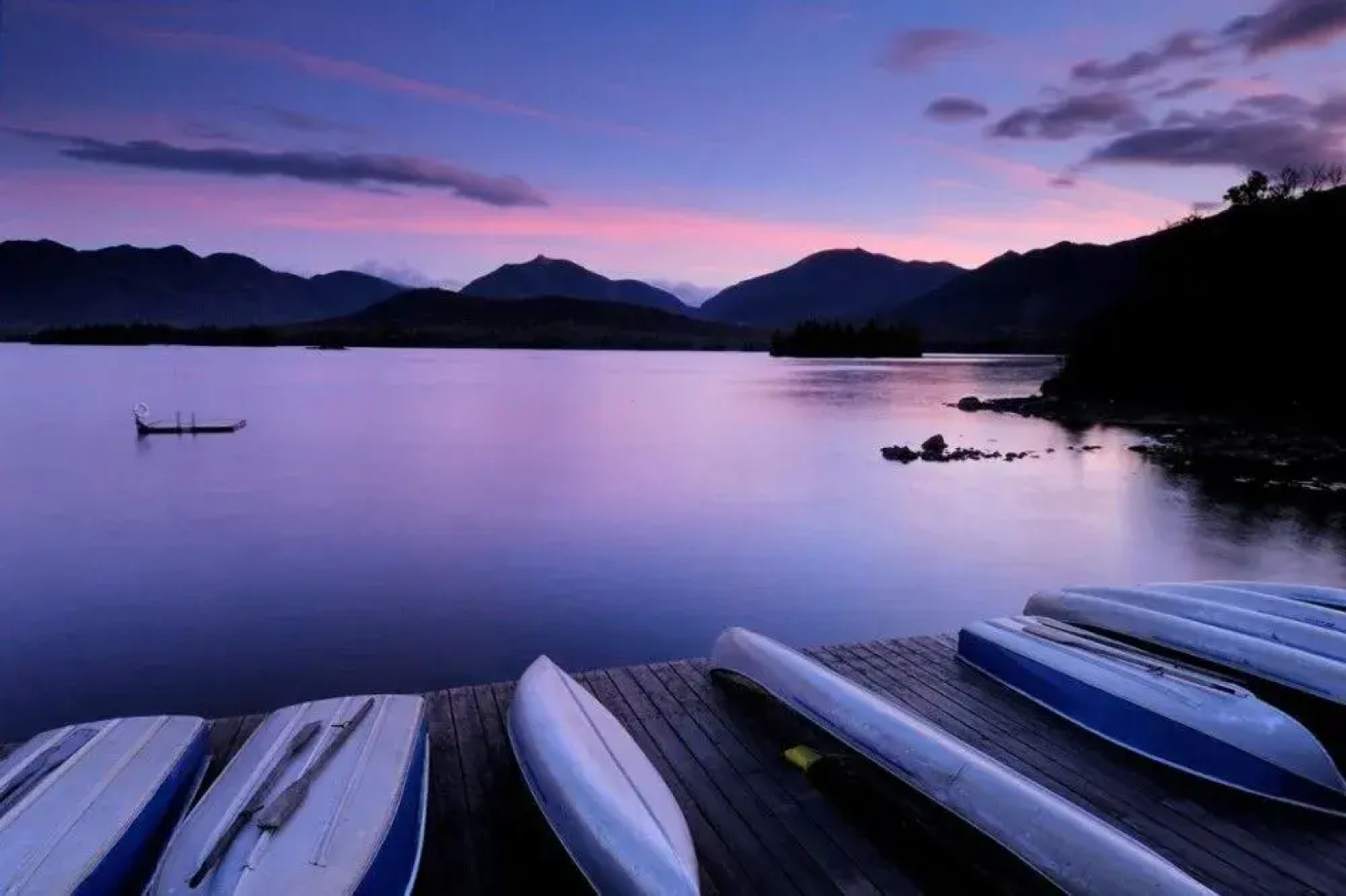Elk Lake Lodge