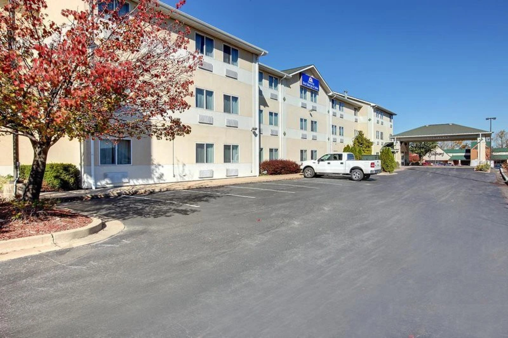 Best Western St. Charles Inn