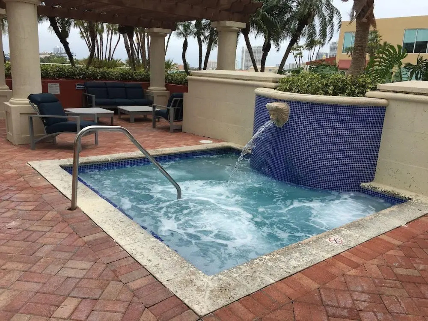 Big Place in Sunny Isles near Beach