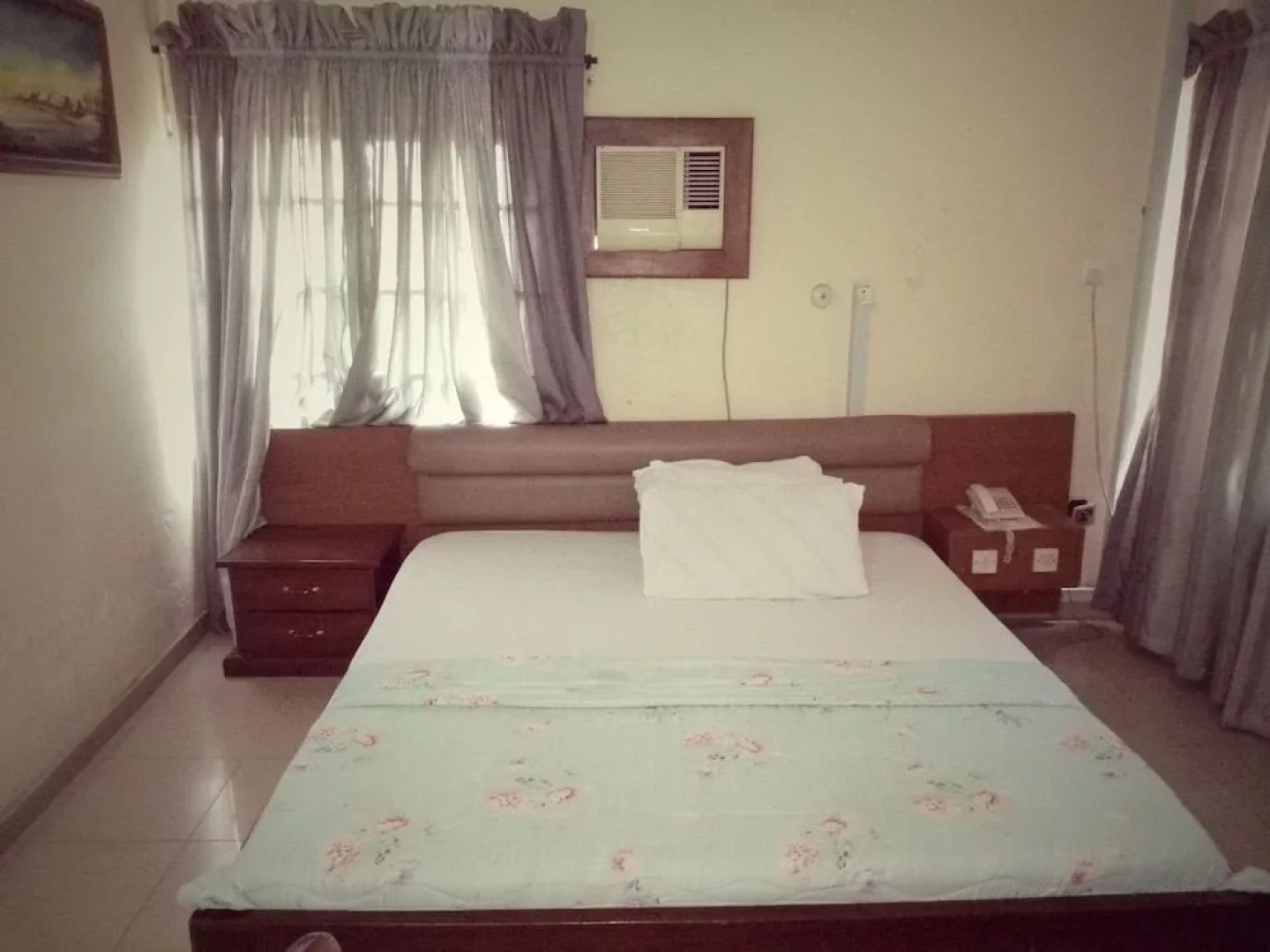 Bv.Standard Executive Suite