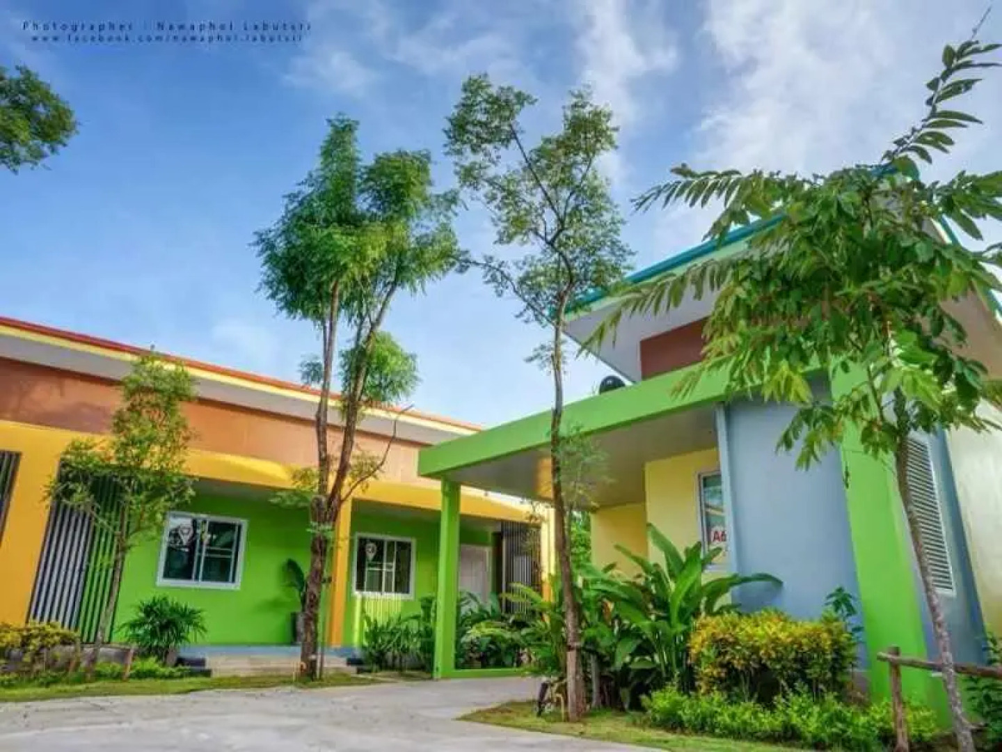 Check in Hotel and Resort