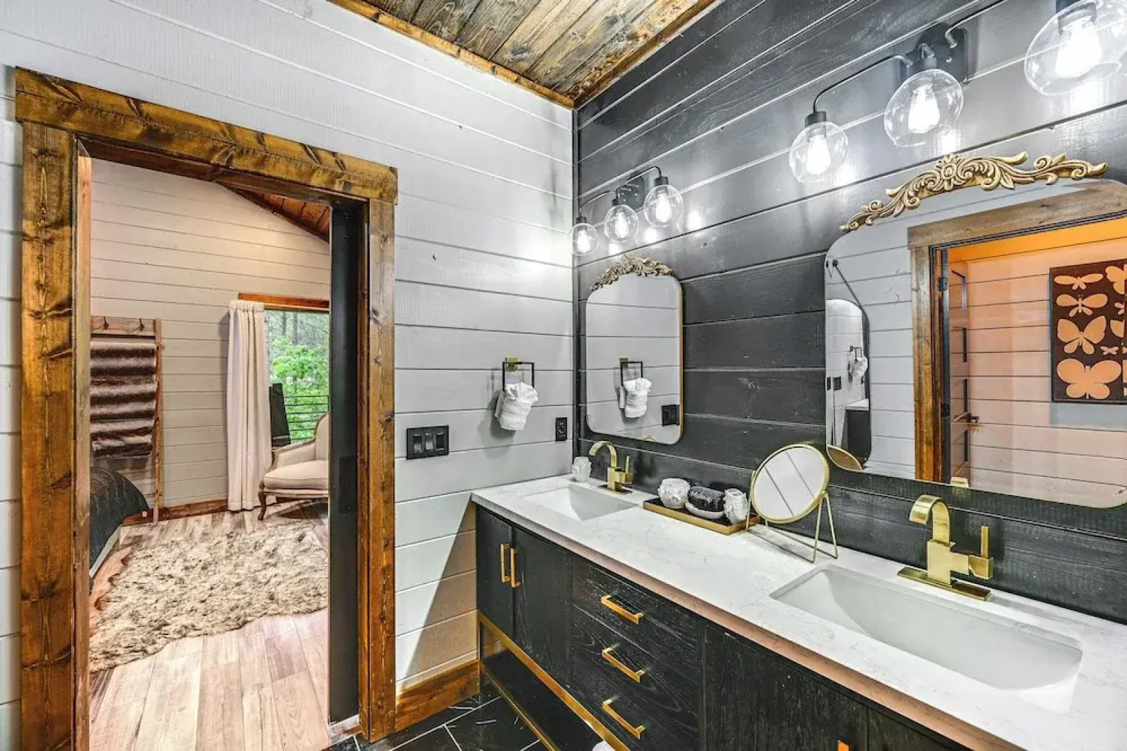 Luxe Broken Bow Vacation Rental: Hot Tub & Pets OK