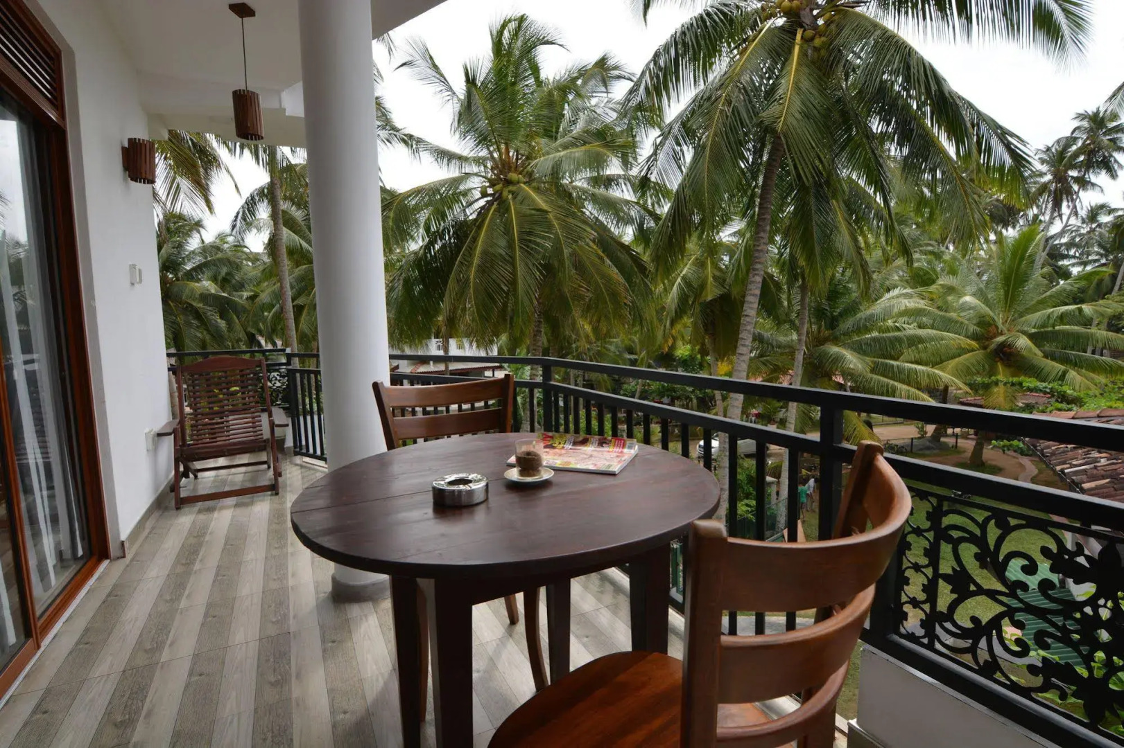 Sea View Beach Unawatuna Hotel
